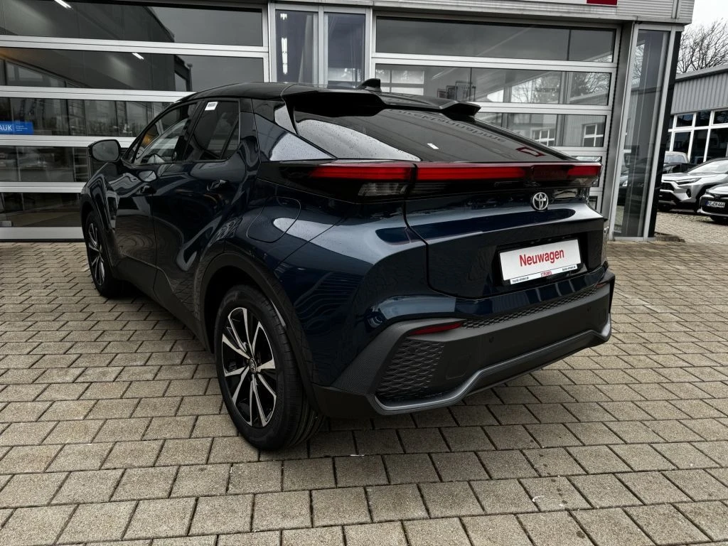 Toyota C-HR 2.0 Hybrid Team Deutschland Tech Package - изображение 2