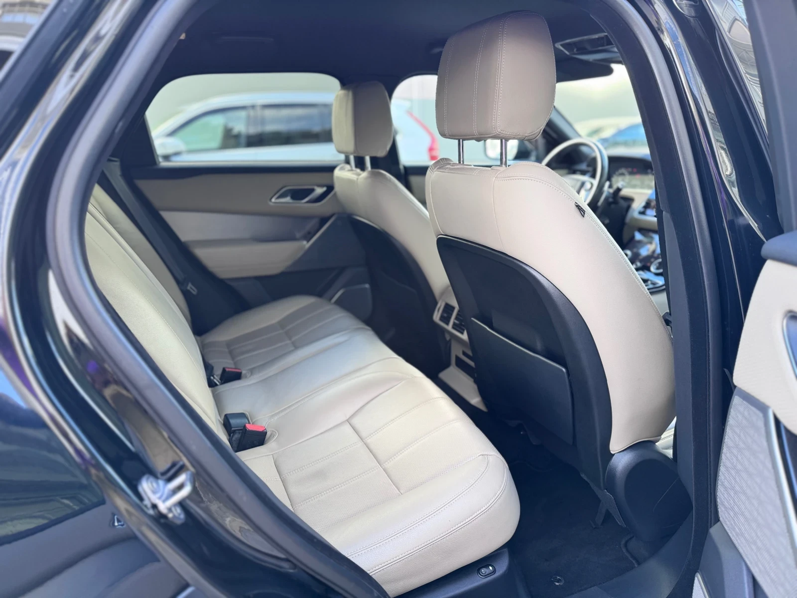 Land Rover Range Rover Velar R-DYNAMIC* 95KM* D240R* MERIDIAN* FULL*  - изображение 10