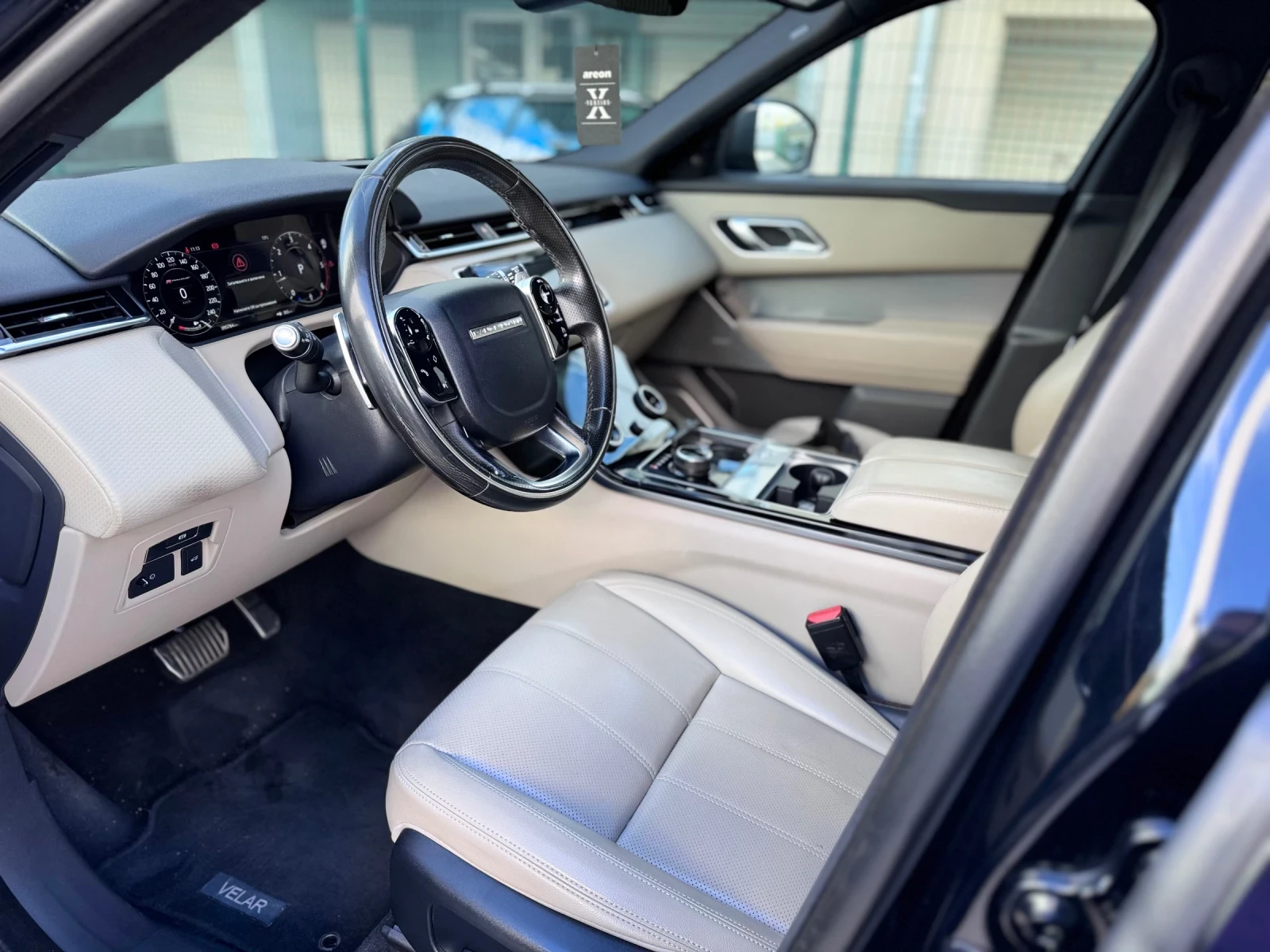 Land Rover Range Rover Velar R-DYNAMIC* 95KM* D240R* MERIDIAN* FULL*  - изображение 9