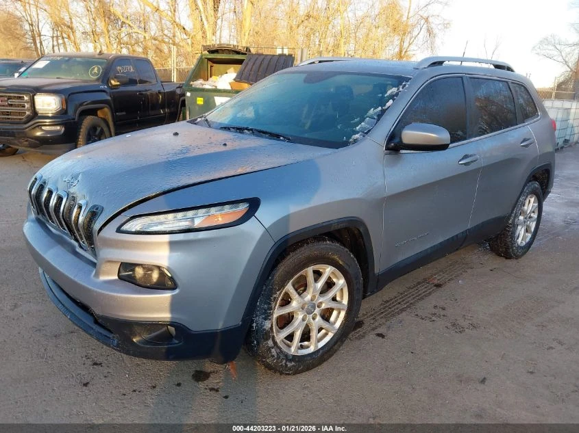 Jeep Cherokee 2.4l Latitude - изображение 2