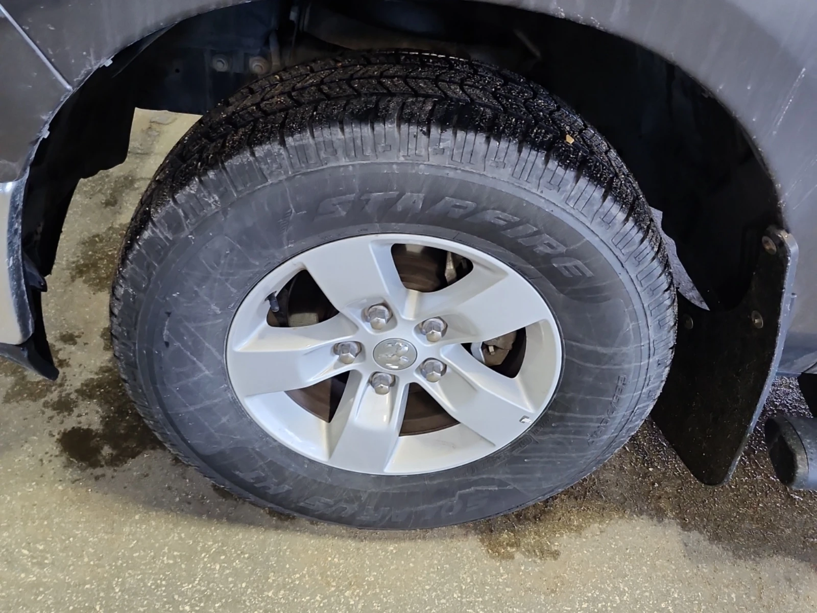 Dodge RAM 1500 SLT| 5.7L HEMI V8| CARFAX| |  | Mobile.bg � ����������� 7