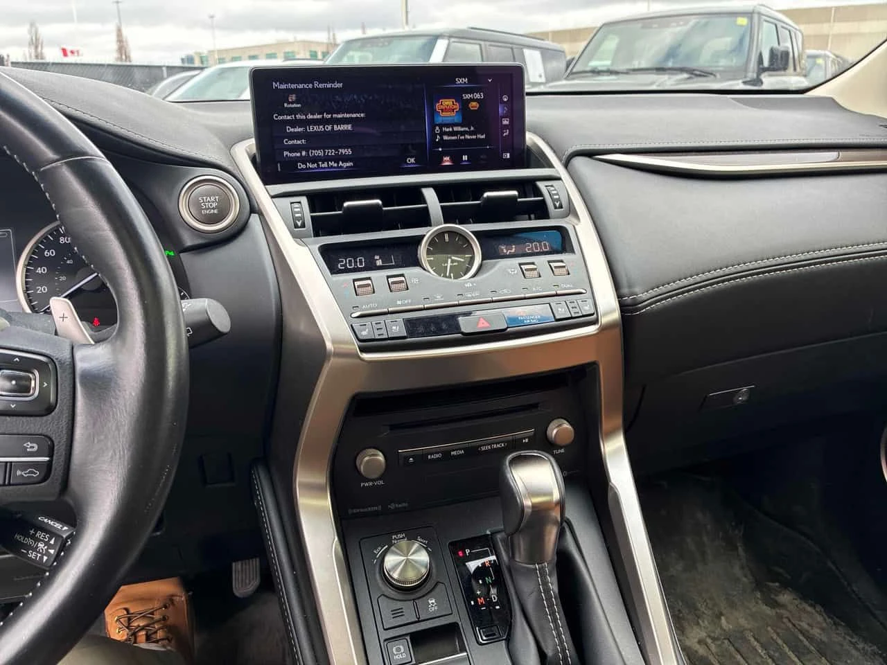 Lexus NX 300 * CARFAX * ПАНО * ОБДУХВАНЕ * + ГУМИ, снимка 9 - Автомобили и джипове - 54192699