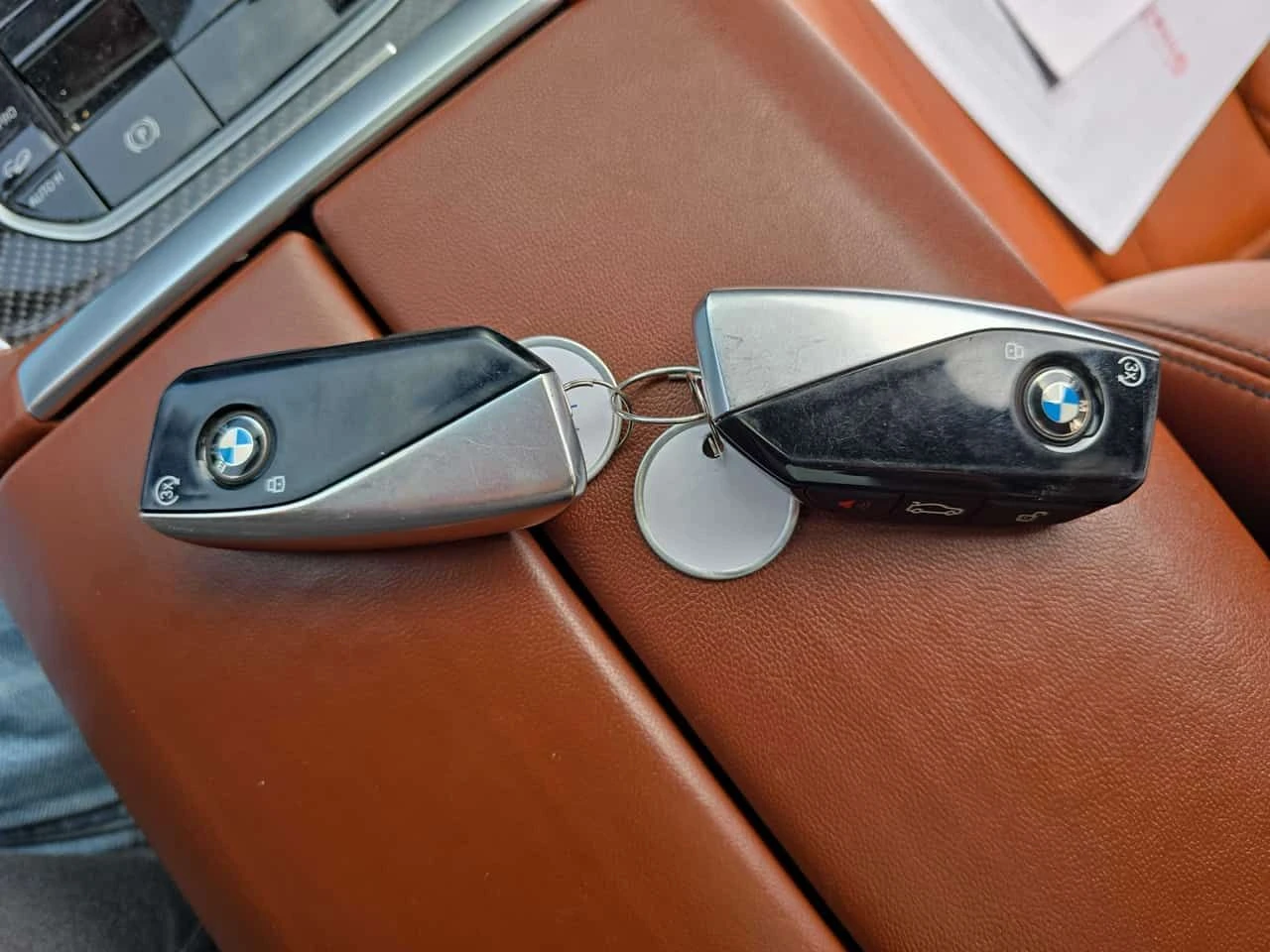 BMW X7 xDrive40i/360/ДИСТРОНИК/ПАНОРАМА/ГУМИ+ ДЖАНТИ, снимка 13 - Автомобили и джипове - 54647230