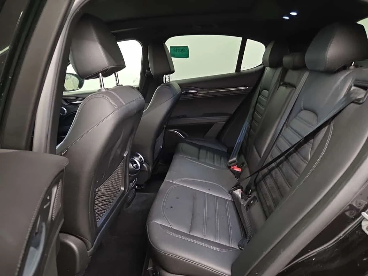 Alfa Romeo Stelvio * QUADRIFOGLIO * АВТОКРЕДИТ БЕЗ ПЪРВОНАЧАЛНА* , снимка 12 - Автомобили и джипове - 54920702
