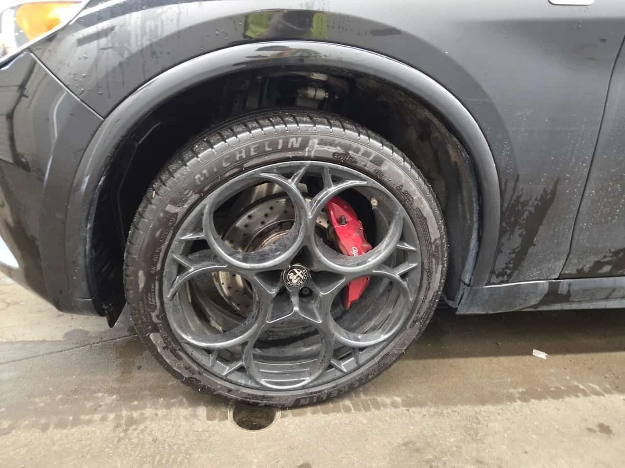 Alfa Romeo Stelvio * QUADRIFOGLIO * АВТОКРЕДИТ БЕЗ ПЪРВОНАЧАЛНА* , снимка 6 - Автомобили и джипове - 54920702