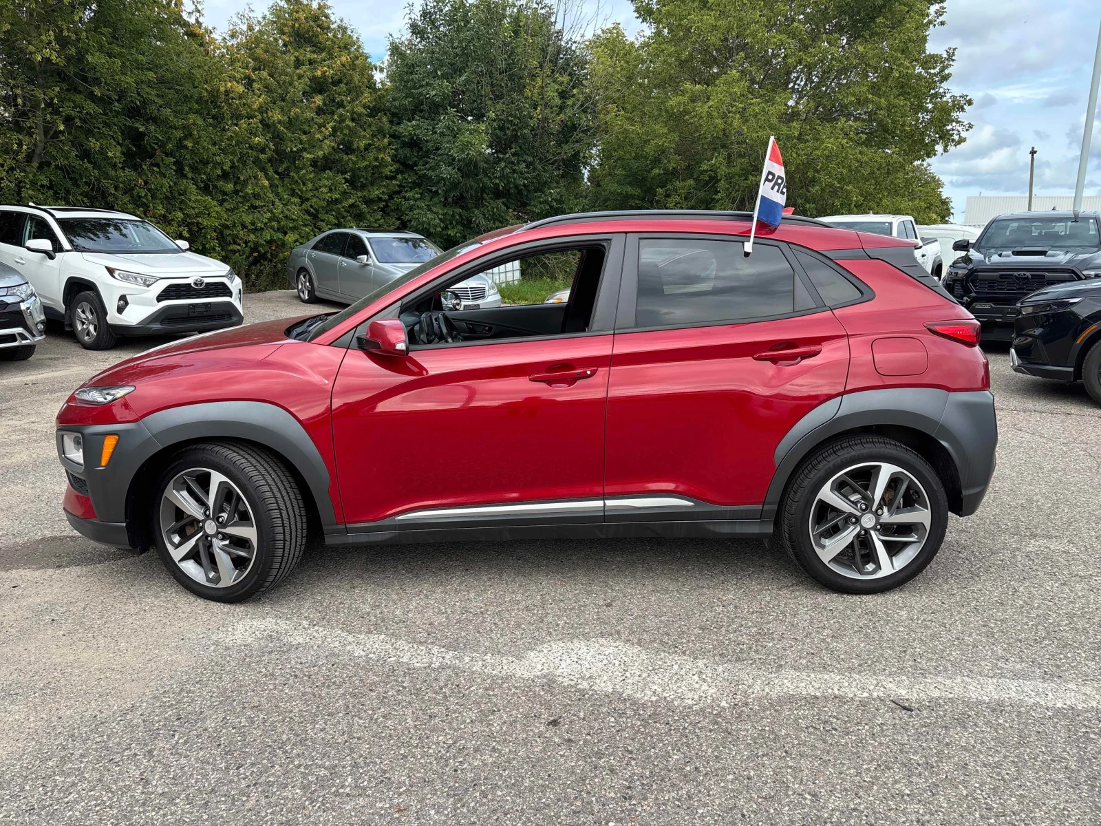 Hyundai Kona * Ultimate * CARFAX * ОПЦИЯ ЗА ФИНАНСИРАНЕ , снимка 2 - Автомобили и джипове - 56025506