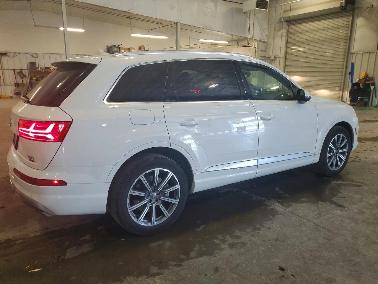 Audi Q7 3.0l Premium Plus, снимка 3 - Автомобили и джипове - 56350166