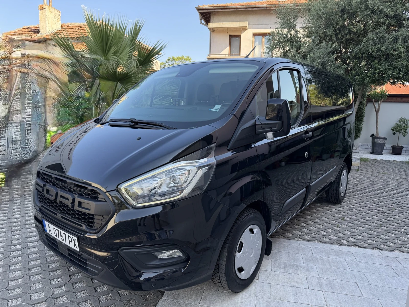 Ford Transit Custom L1H1, снимка 2 - Бусове и автобуси - 55646899