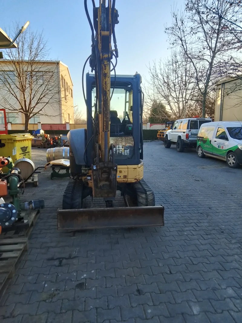 Багер Komatsu PC27MR , снимка 4 - Индустриална техника - 53070157