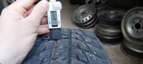 Гуми Зимни 215/70R16, снимка 5
