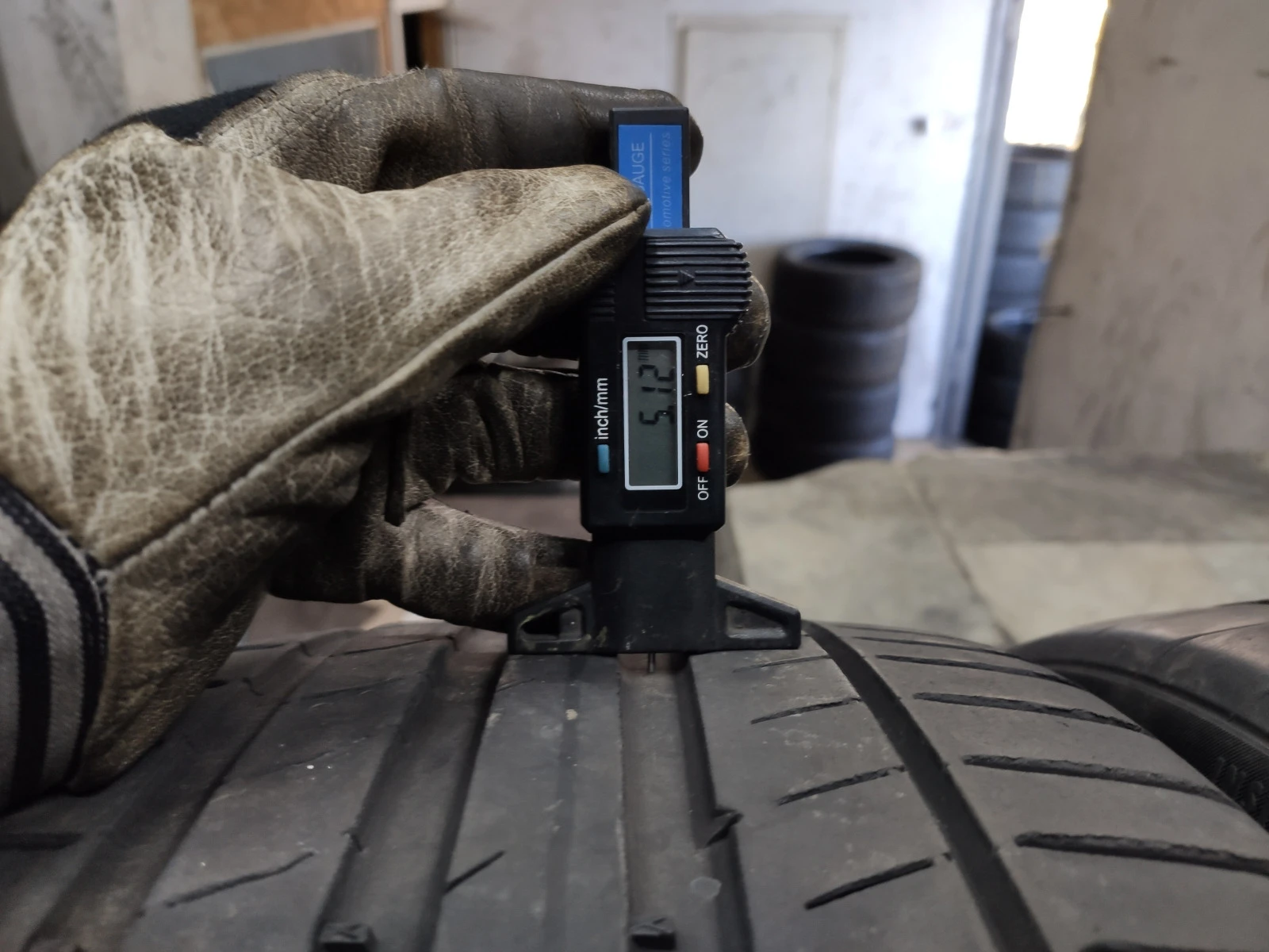  235/35R19 | Mobile.bg   6