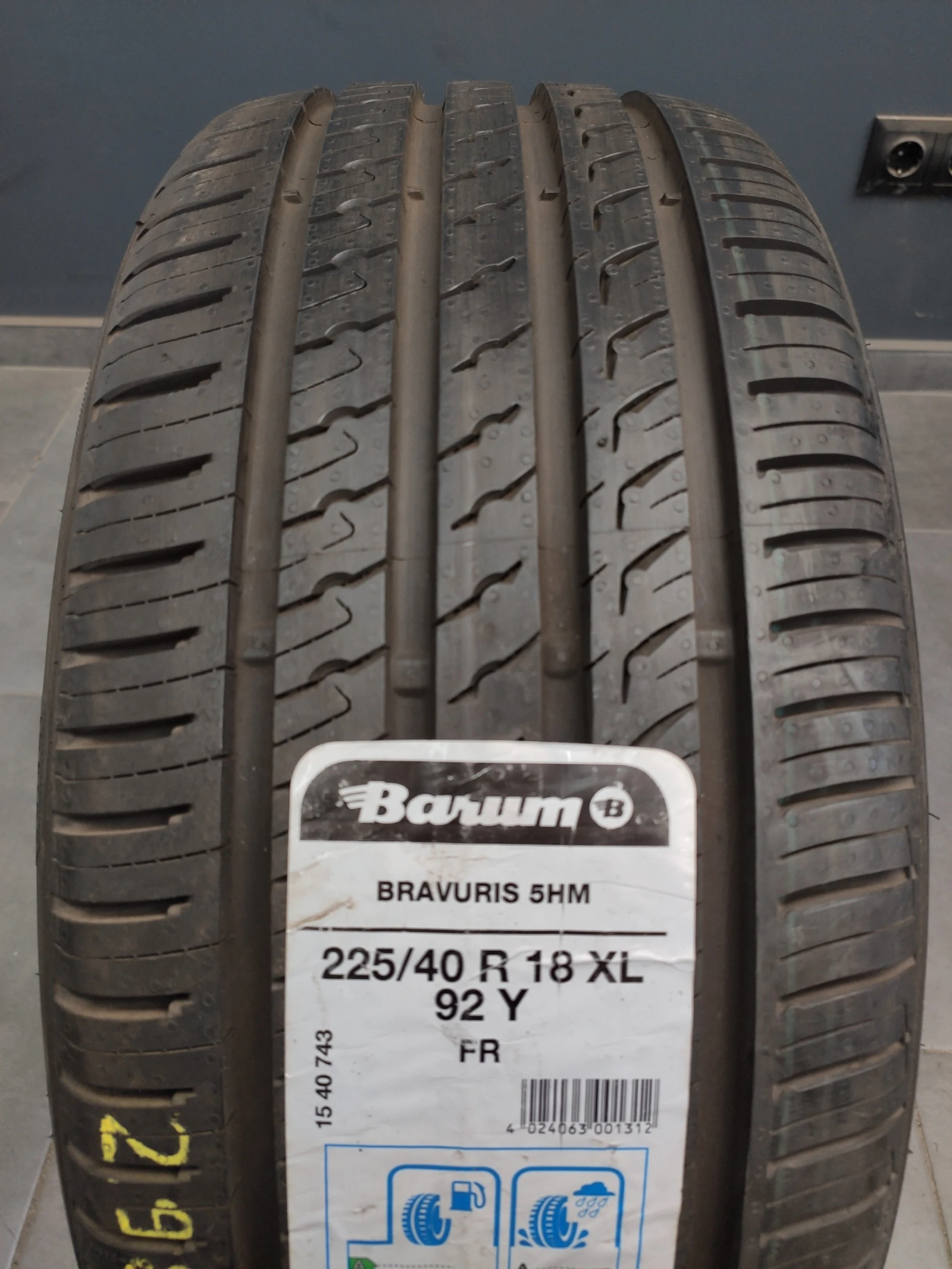  225/40R18 | Mobile.bg   1