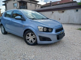 Chevrolet Aveo 1.4i Автоматик, снимка 8