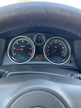 Opel Astra, снимка 8