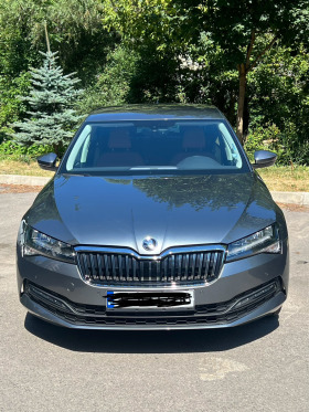 Skoda Superb Седан, снимка 1