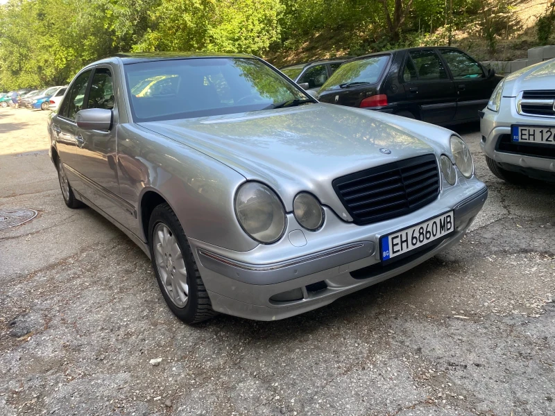 Mercedes-Benz E 320, снимка 1 - Автомобили и джипове - 47241426