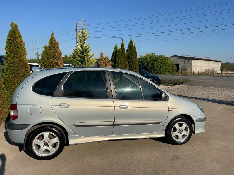 Renault Scenic 1.9DTI, снимка 3 - Автомобили и джипове - 47390617