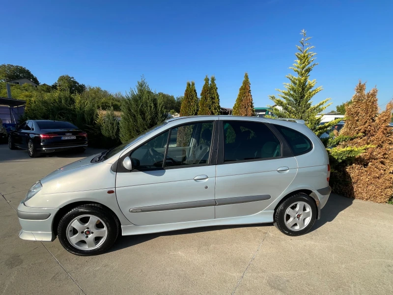 Renault Scenic 1.9DTI, снимка 7 - Автомобили и джипове - 47390617