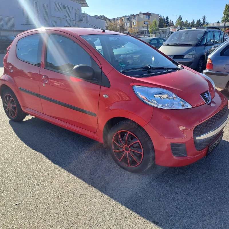 Peugeot 107 Като нов! 127х.км !, снимка 13 - Автомобили и джипове - 47652170