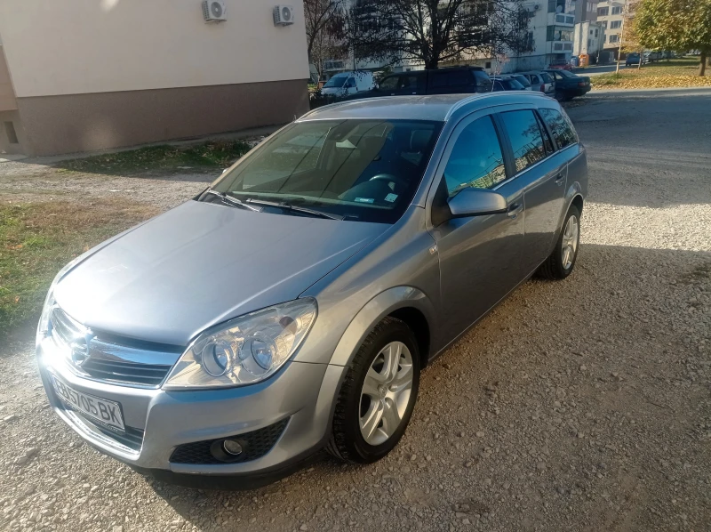 Opel Astra 1.6i 16v, снимка 2 - Автомобили и джипове - 47882627