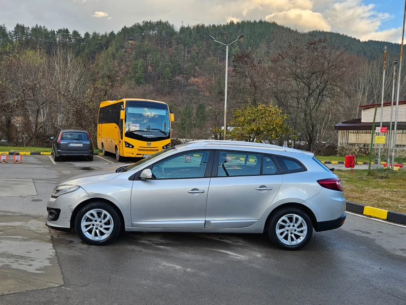 Renault Megane 1.5 Dci FACELIFT/6skorosti, снимка 3 - Автомобили и джипове - 48299774