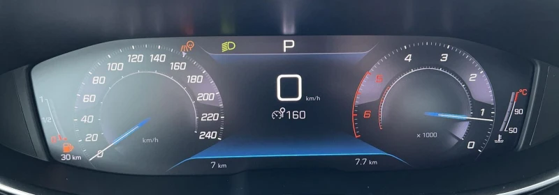 Peugeot 5008 НОВ!1.5/131HP/ACTIVE-PACK/NAVI/LED/KLESS/253vpr, снимка 9 - Автомобили и джипове - 49905646