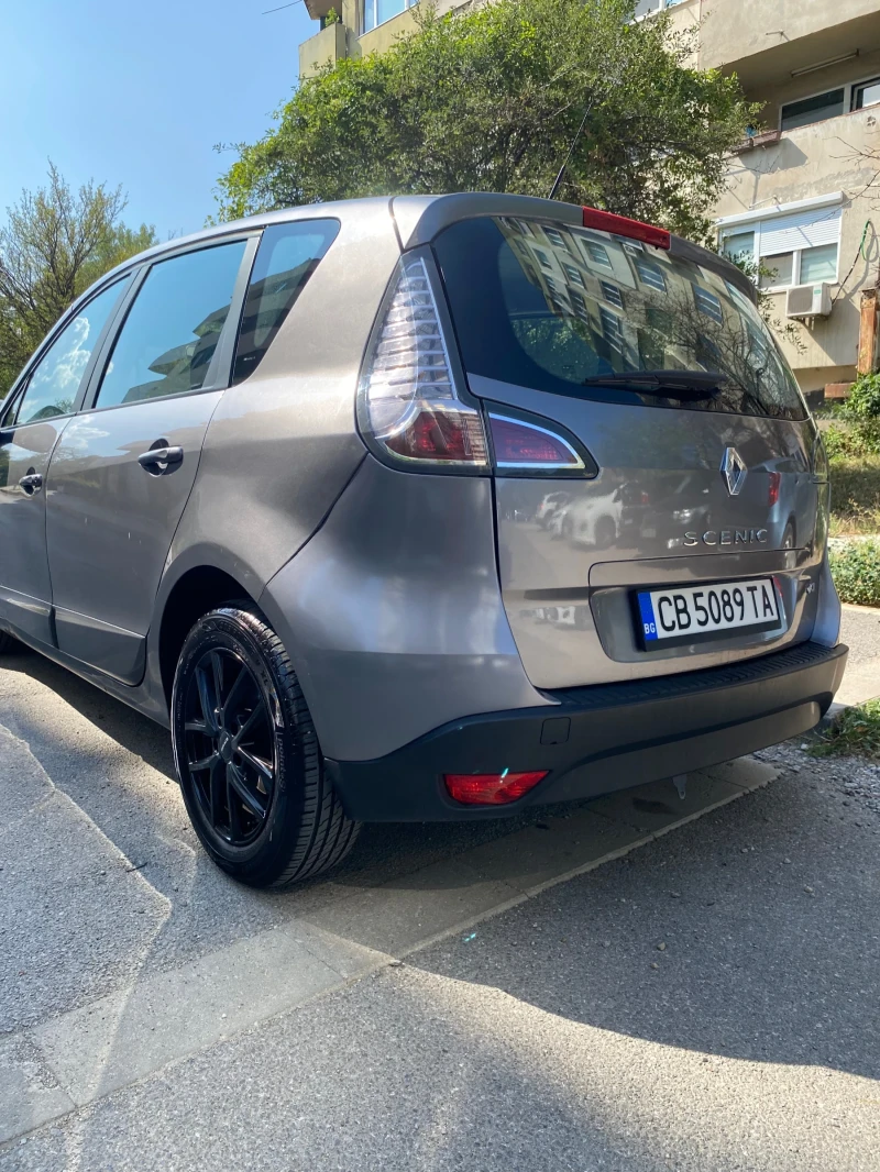 Renault Scenic, снимка 3 - Автомобили и джипове - 53065213