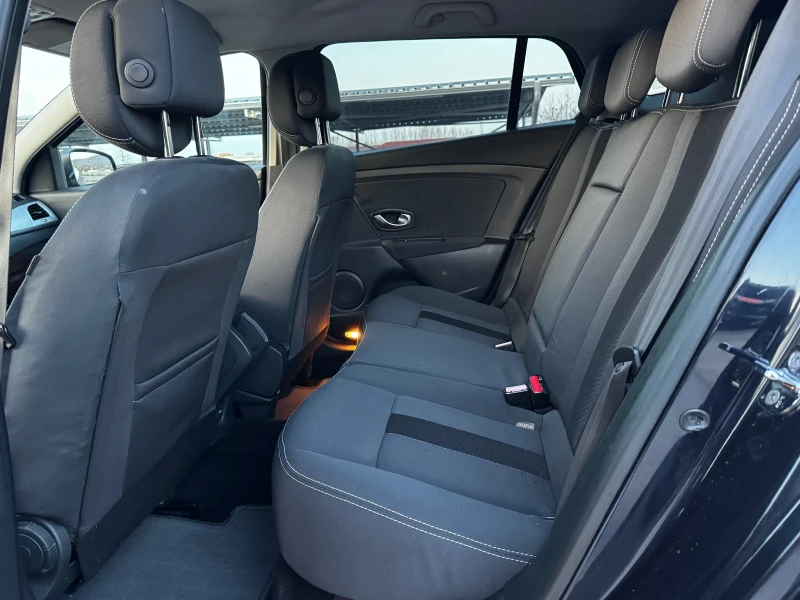 Renault Megane 1.5DCI ИТАЛИЯ, снимка 9 - Автомобили и джипове - 52434718