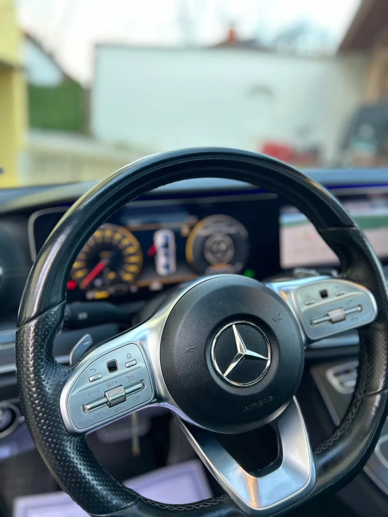 Mercedes-Benz E 220 AMG/LINE/9G/FULL, снимка 10 - Автомобили и джипове - 52666033