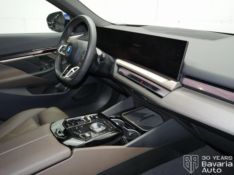 BMW i5 40 xDrive M Sport Paket, снимка 7 - Автомобили и джипове - 52833473