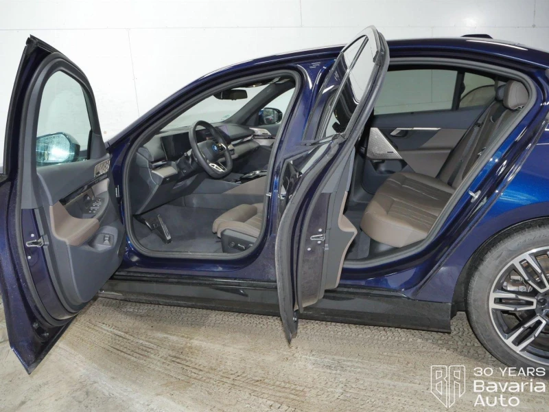 BMW i5 40 xDrive M Sport Paket, снимка 5 - Автомобили и джипове - 52833473