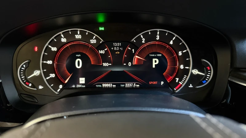 BMW 530 i xDrive, снимка 12 - Автомобили и джипове - 52967393