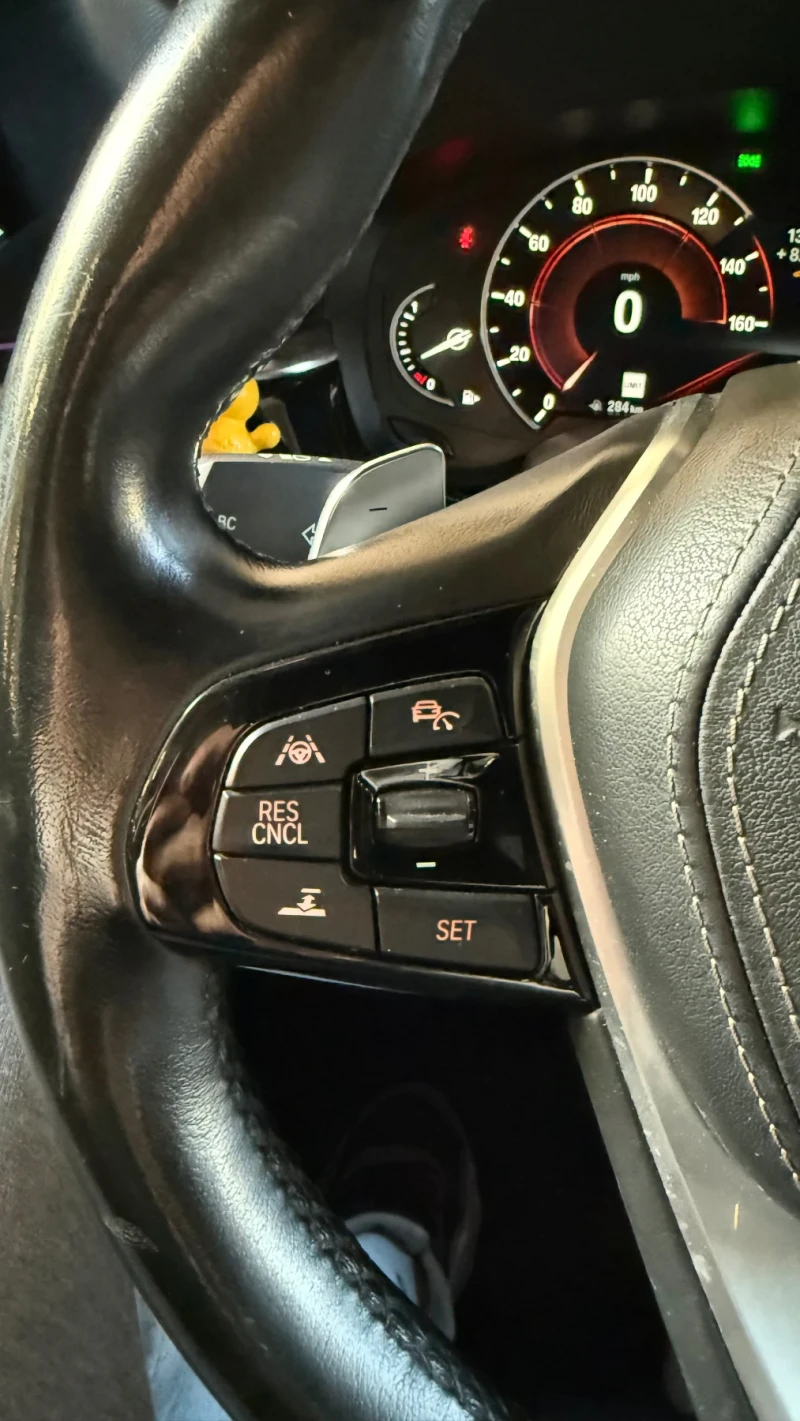 BMW 530 i xDrive, снимка 14 - Автомобили и джипове - 52967393