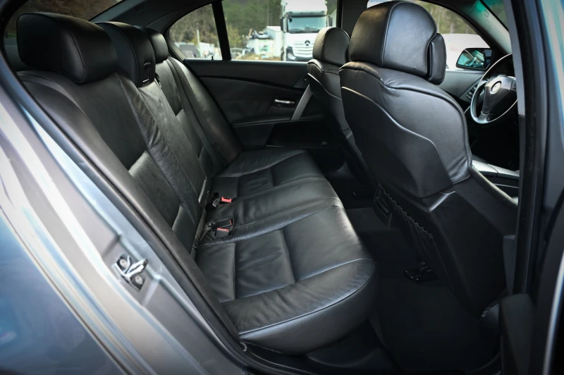 BMW 530 Комфорт/Head Up/Distronic , снимка 13 - Автомобили и джипове - 53108204