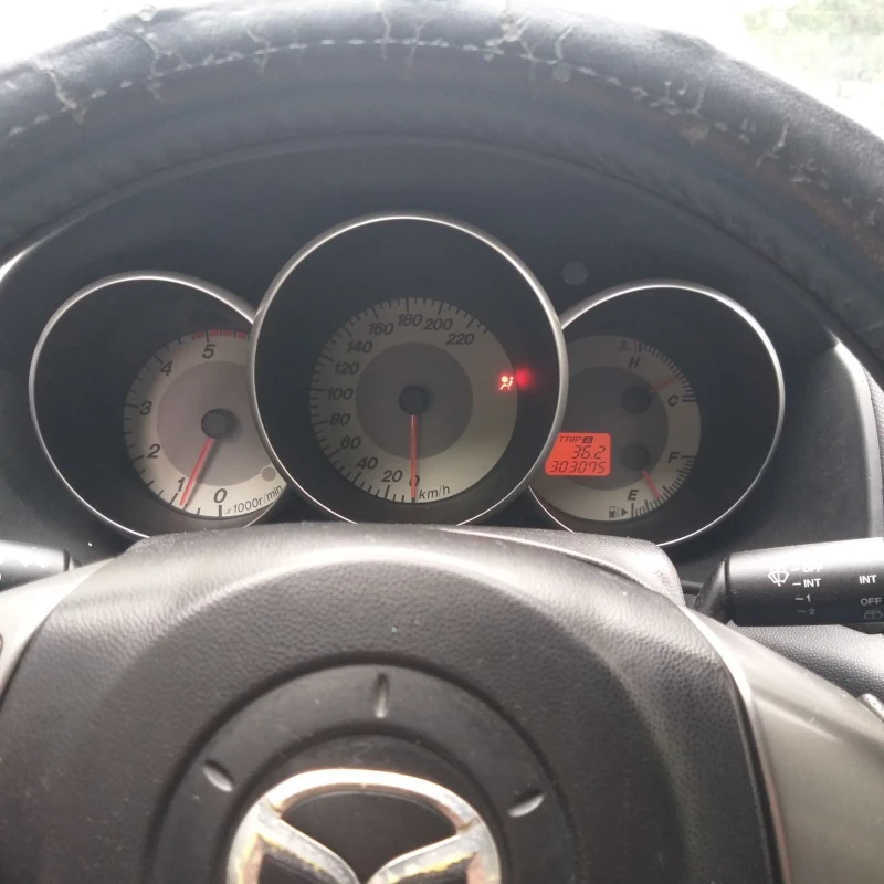 Mazda 3 Facelift , снимка 5 - Автомобили и джипове - 53169582