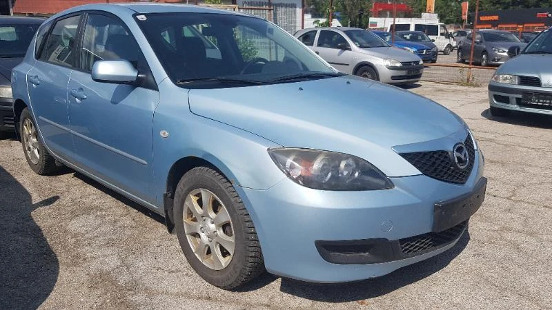 Mazda 3 1.6 HDI, снимка 13 - Автомобили и джипове - 40838865