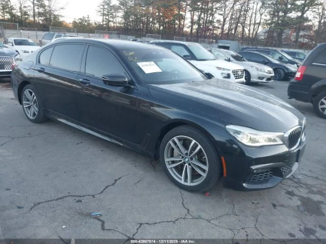 BMW 750 M* SPORT* XDRIVE* ПОДГРЕВ* КАМЕРА* КЕЙЛЕС* LANE* A