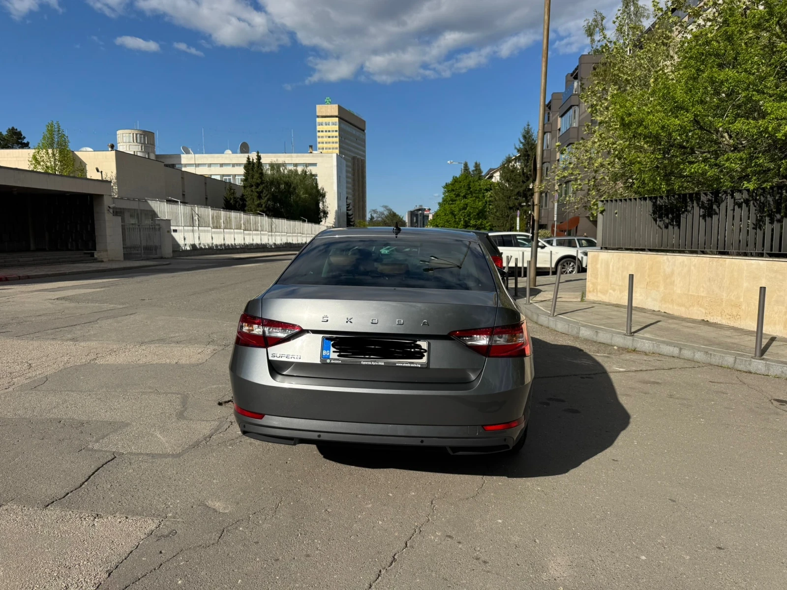 Skoda Superb Седан - изображение 5