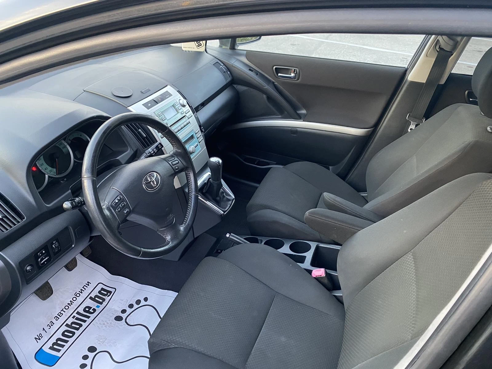 Toyota Corolla verso 1.6 I - изображение 5