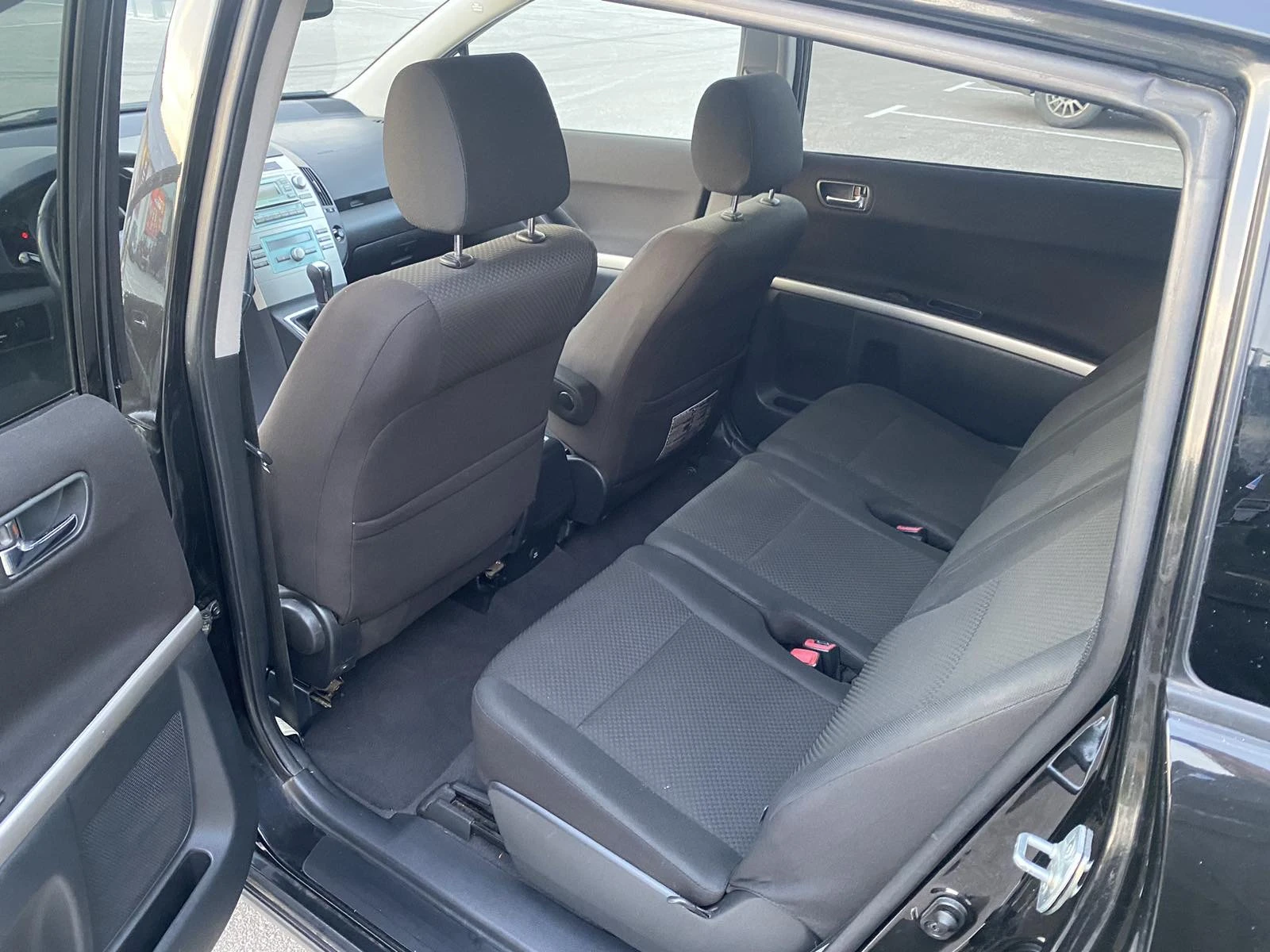 Toyota Corolla verso 1.6 I - изображение 6