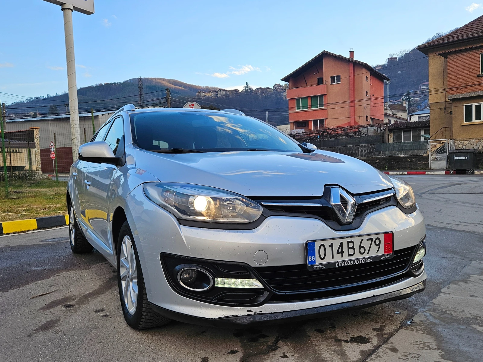 Renault Megane 1.5 Dci FACELIFT/6skorosti - изображение 9