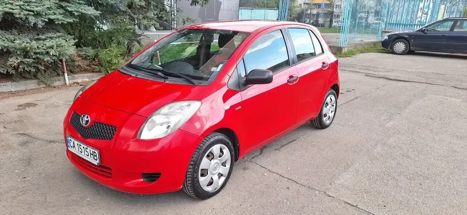Toyota Yaris  - изображение 4