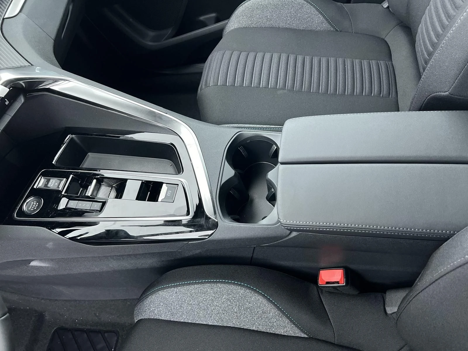 Peugeot 5008 !1.5/131HP/ACTIVE-PACK/NAVI/LED/KLESS/253vpr | Mobile.bg   15