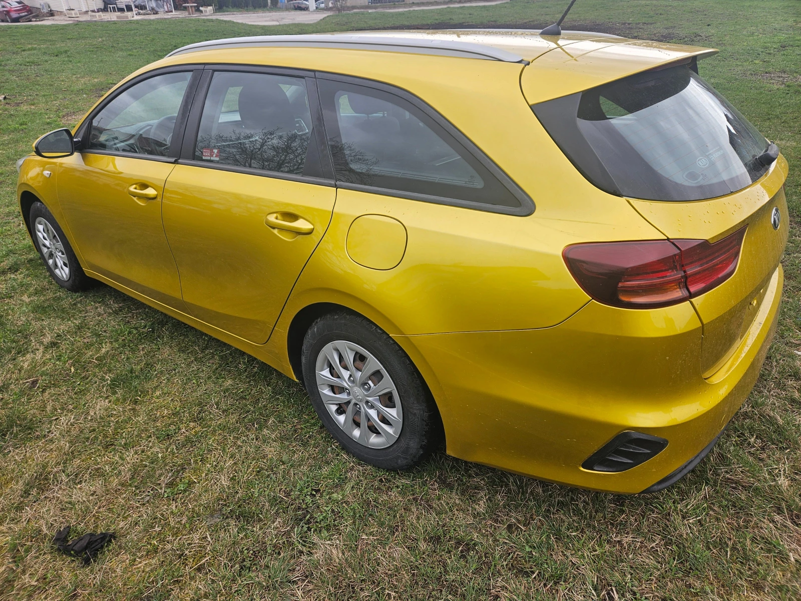 Kia Ceed НОВ ВНОС -КАТО НОВ ЛИЗИНГ! - изображение 5