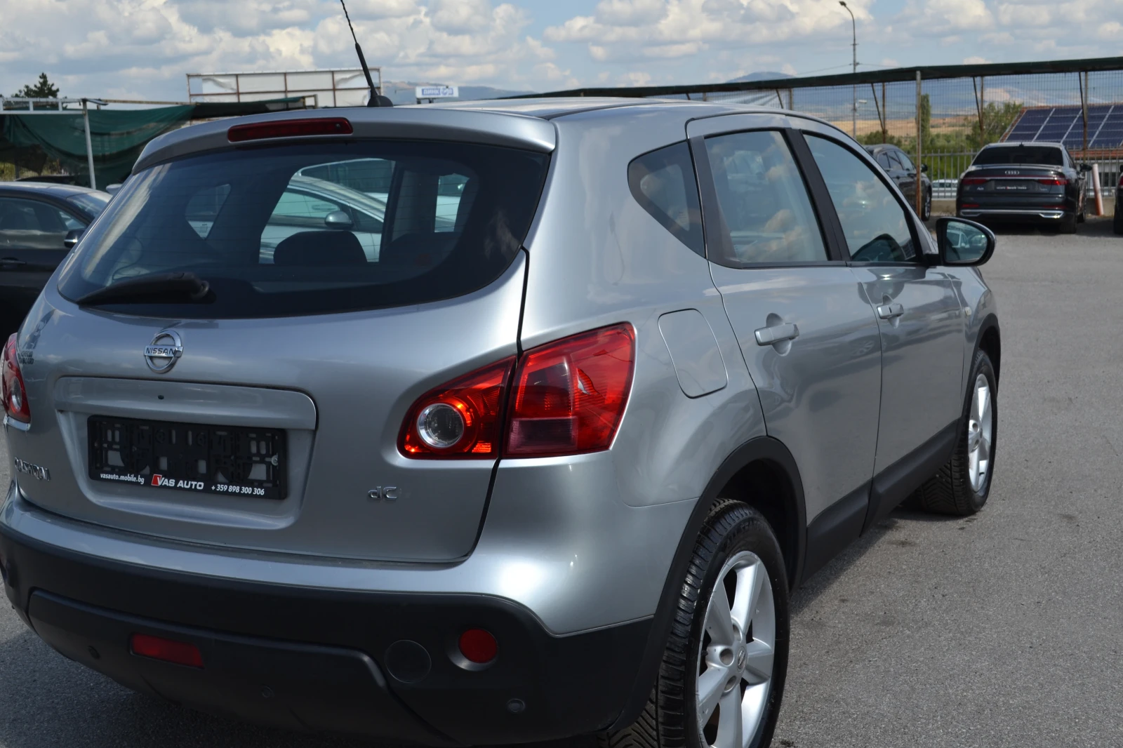 Nissan Qashqai 1.5DCI - изображение 4