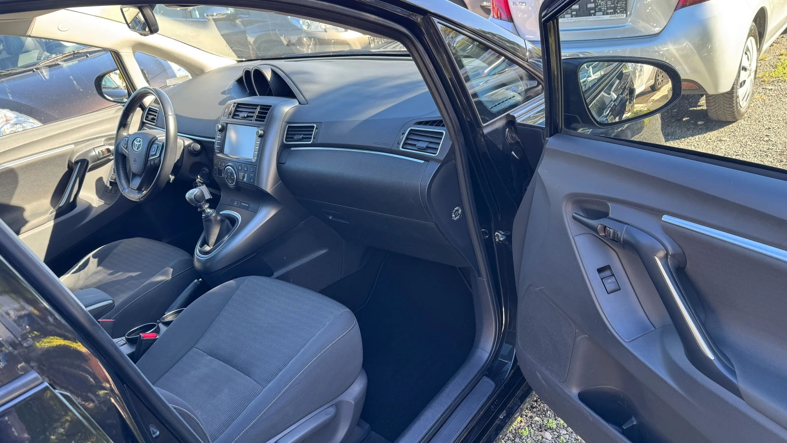 Toyota Verso 1.8i  ! 6.PDC, Navi, ,  | Mobile.bg   13