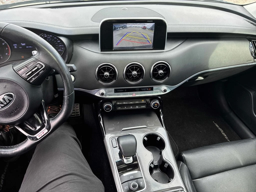 Kia Stinger * GT * CARFAX * БЕЗ ПЪРВОНАЧАЛНА ВНОСКА - изображение 9