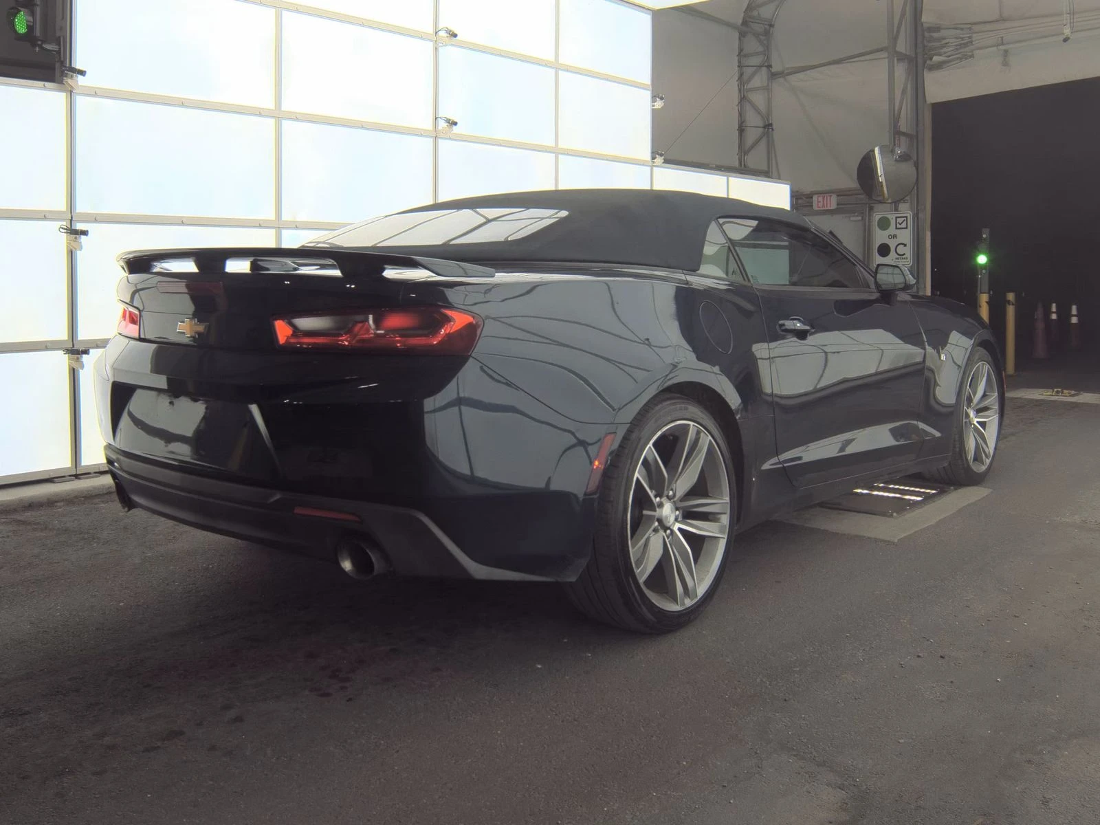 Chevrolet Camaro * Cabrio* LED* КАМЕРА* SPORT* КОЖА*  - изображение 6