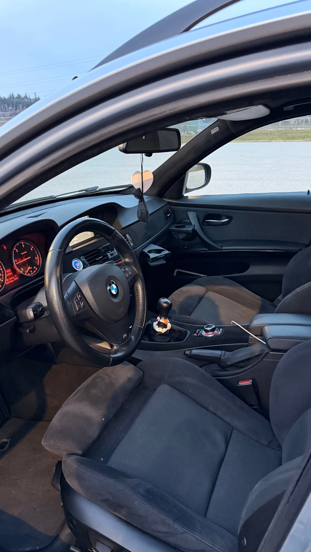 BMW 320, снимка 11 - Автомобили и джипове - 53600312