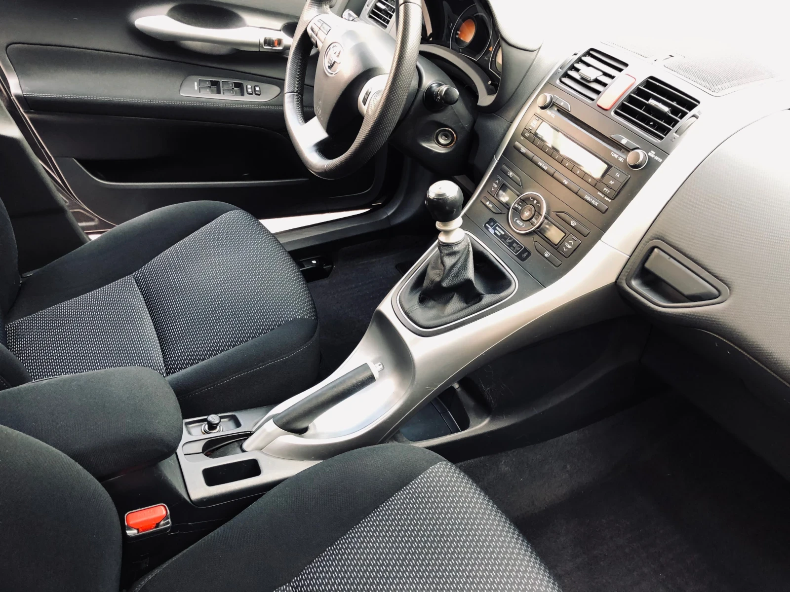 Toyota Auris 1.33VVT-I | Mobile.bg � ����������� 4